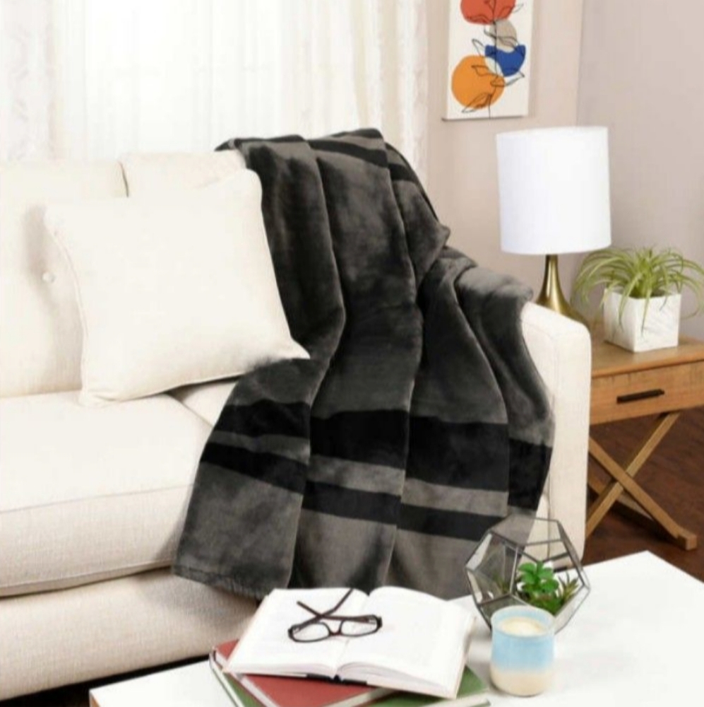 Life Comfort College Stripe Throw